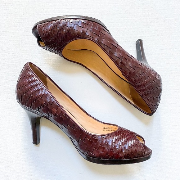 Cole Haan Shoes - Cole Haan Brown Weave Leather Pumps